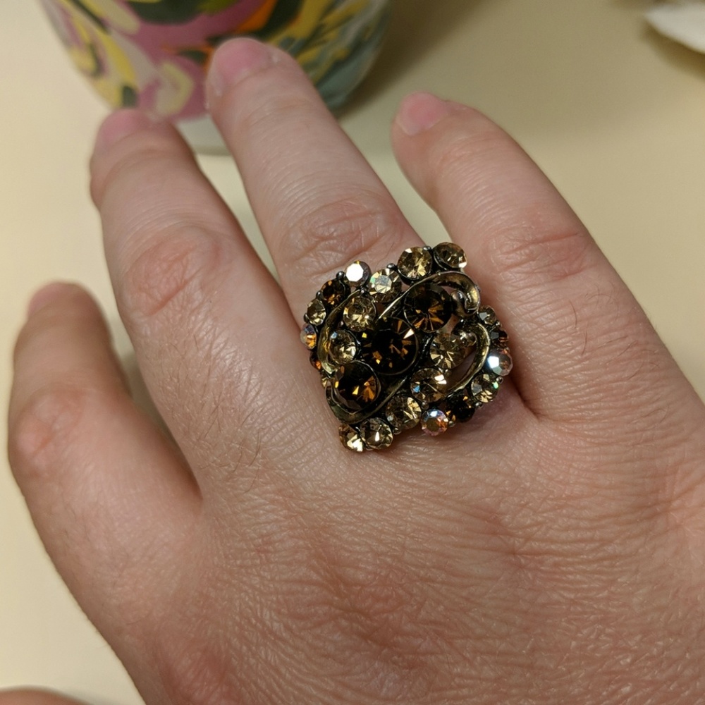 💛 Adjustable Brown & Gold Rhinestone Ring - Picture 2 of 4